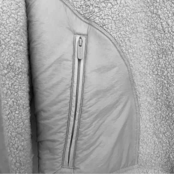 LULULEMON Go Cozy Wool Blend Fleece Jacket Snap Up Heathered Sherpa size 8 - Picture 11 of 11